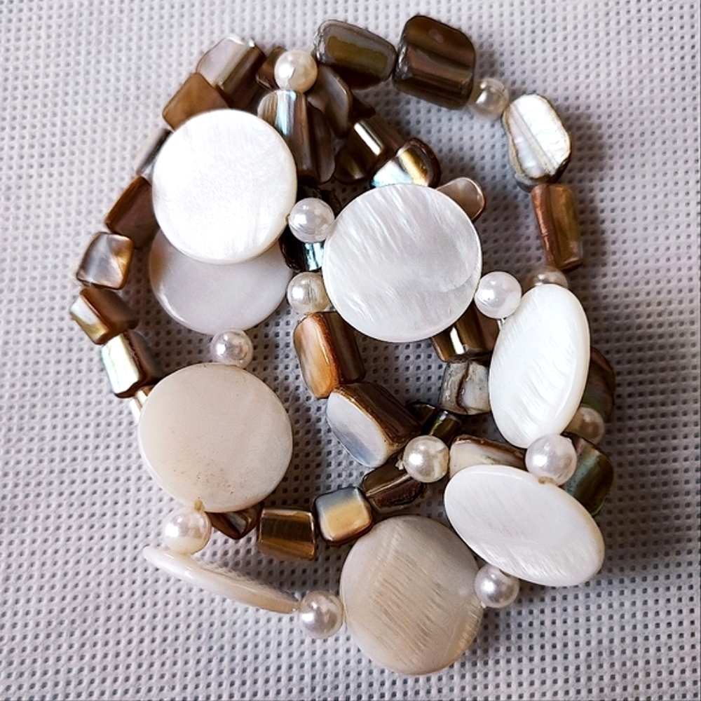 Mother of Pearl Seashell Sea Shell Extra Long Canary AB Beads Vintage Necklace - Picture 15 of 15